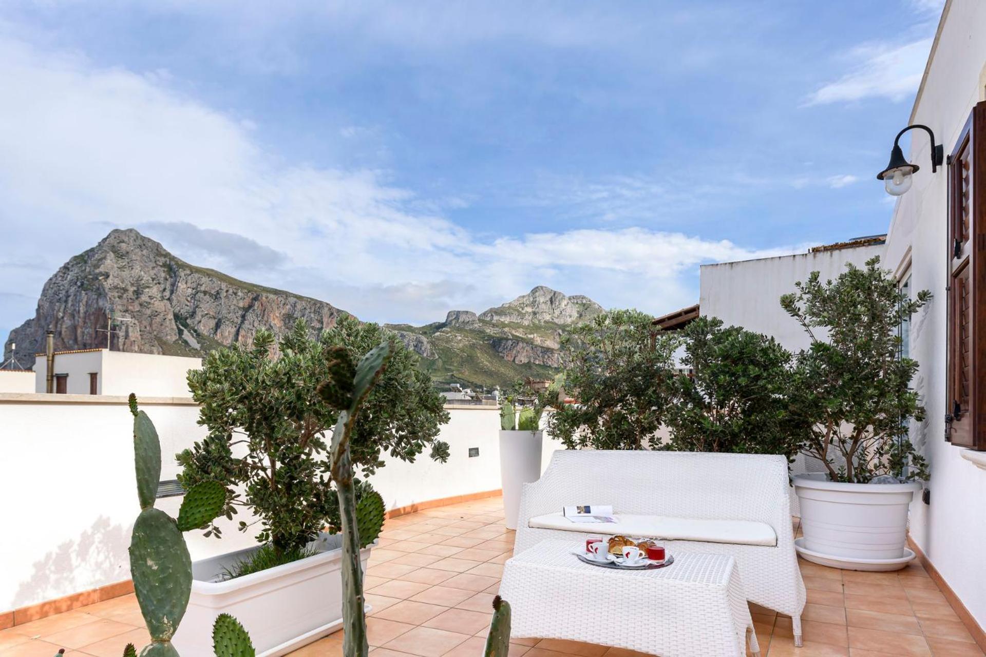 Araba Fenice Hotel San Vito Lo Capo Buitenkant foto