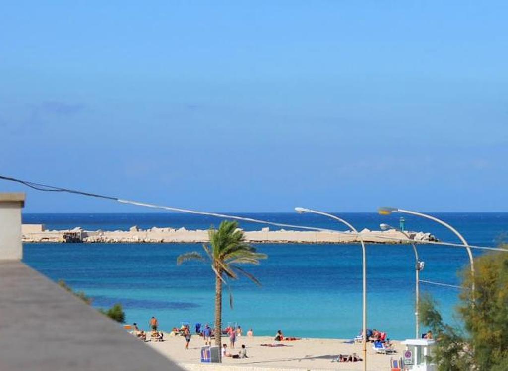 Araba Fenice Hotel San Vito Lo Capo Buitenkant foto