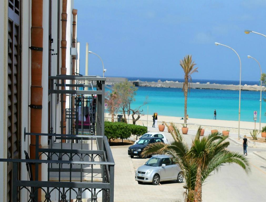 Araba Fenice Hotel San Vito Lo Capo Kamer foto